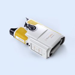 QuickSee handheld autorefractor